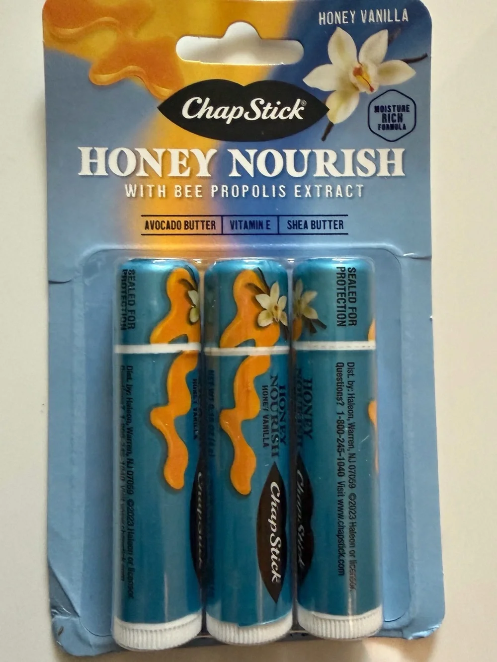 NEW ChapStick Honey Nourish Honey Vanilla Lip Balm 3 Pack Sealed